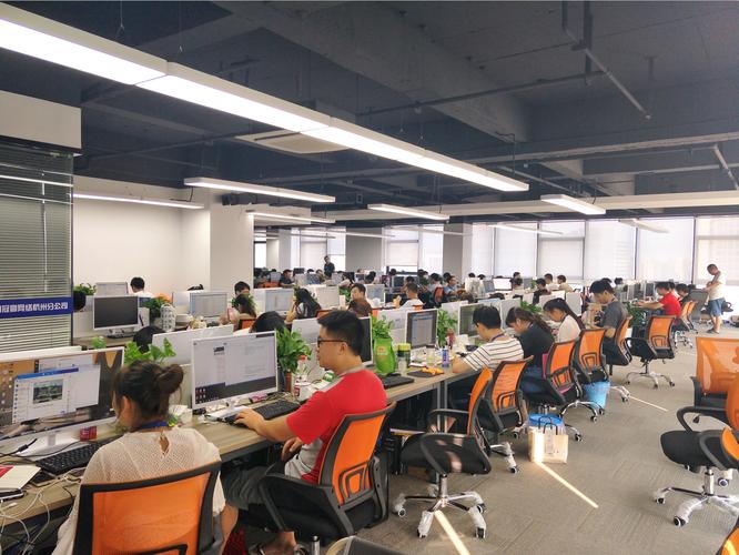 厦门冠赢网络科技 互联网域名注册服务的优选伙伴